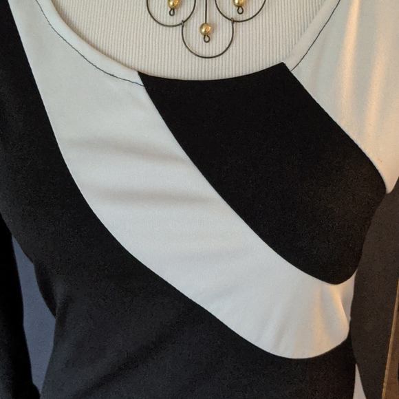 Custom black/white maxi - Picture 8 of 8